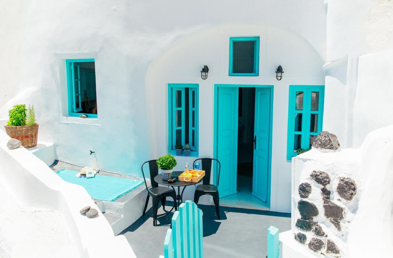 Blessed Blue Boutique Cave Suite Oia  Bagian luar foto