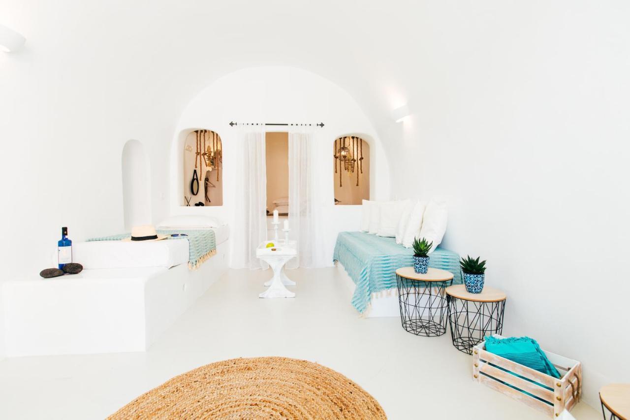 Blessed Blue Boutique Cave Suite Oia  Bagian luar foto