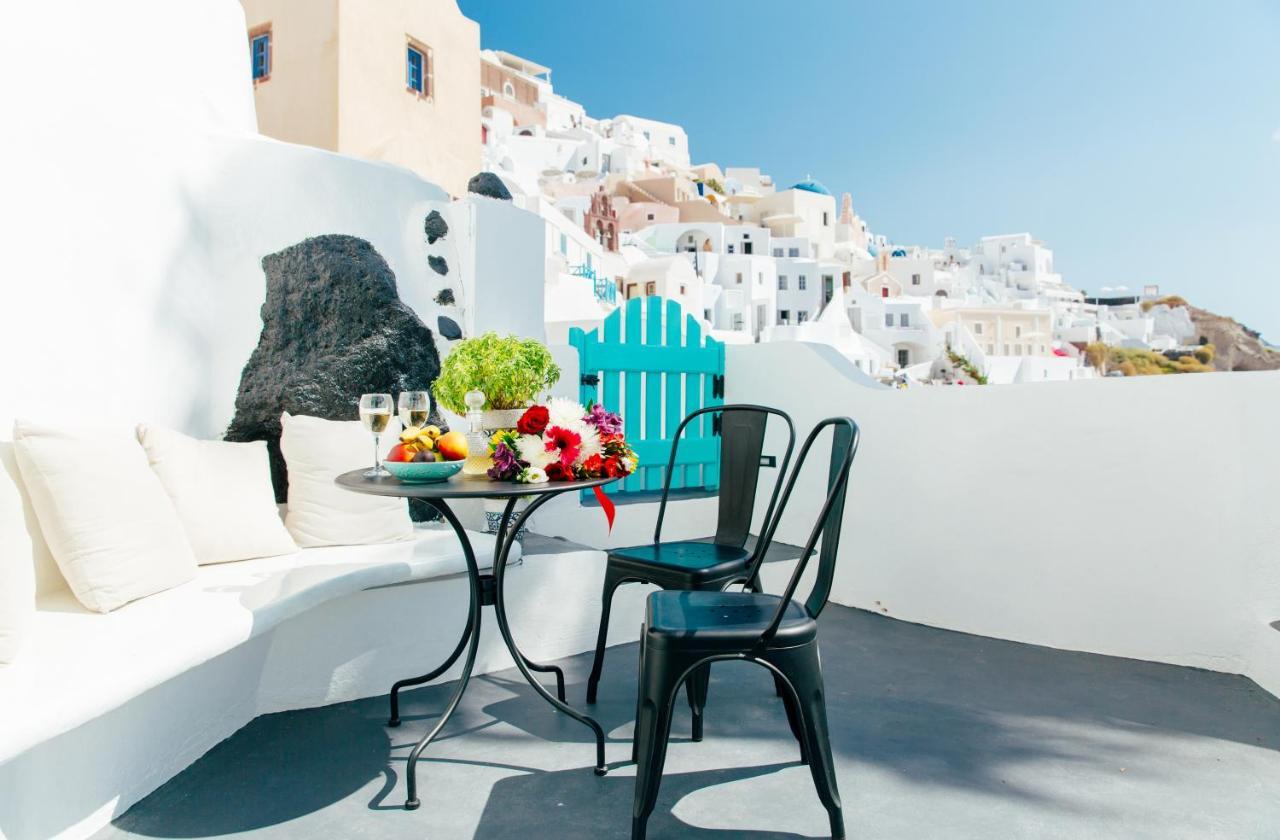 Blessed Blue Boutique Cave Suite Oia  Bagian luar foto